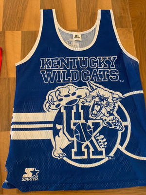 NCAA Kentucky shirt used, Starter, size large