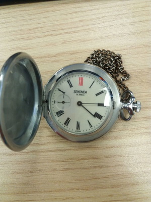 Sekonda vintage ρολόι τσέπης Σοβιετικής κατασκευής μεταχειρισμένο, κουρδιστό, ασημί