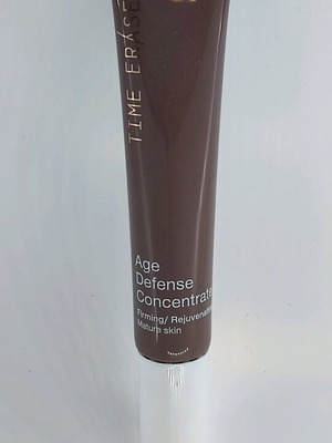 Time Eraser Defence Concentrate moisturizing and anti-aging face serum like new