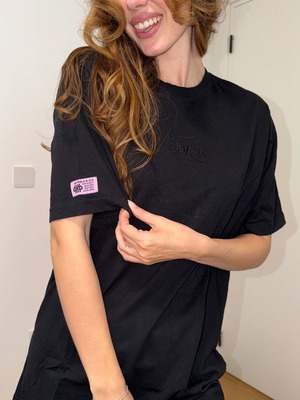 ASOS black t-shirt like new with small detail, size M