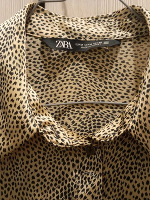 Πουκαμίσα Zara Animal Print σαν καινούργια, μέγεθος M, μαύρο και χρυσαφί