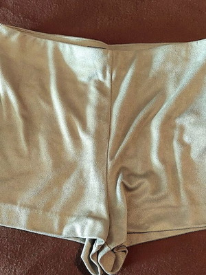 Σορτσάκι Zara Trafaluc Collection, μέγεθος Large, ανοιχτό χακί