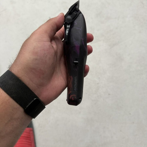 Wahl Vapor 8500 RPM zero gap hair clipper like new