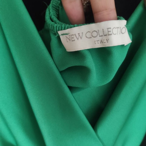 Emerald green long dress like new, silk-like fabric, Italy