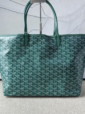 Goyard Tote Bag shoulder green like new, size Gm