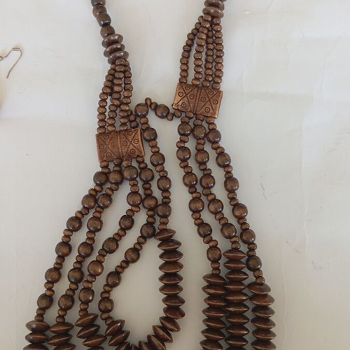 Various jewelry used, set with watch, necklace, earrings, rings, brooch