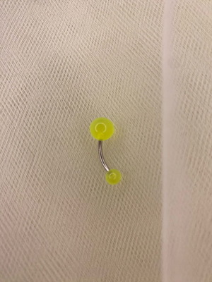 Belly Button Piercing yellow, like new, surgical steel 316L