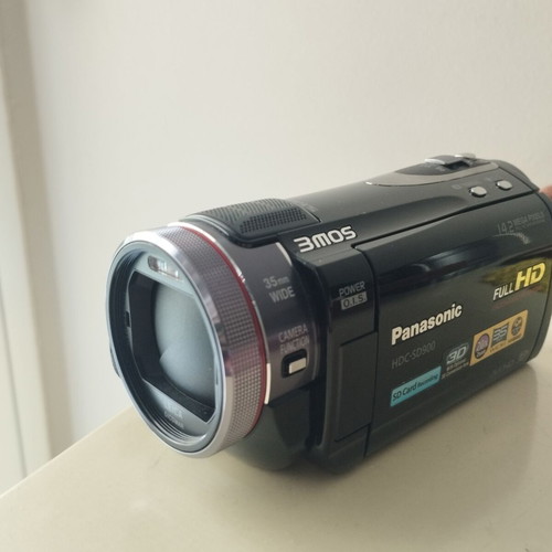 Panasonic HDC SD900 video camera like new