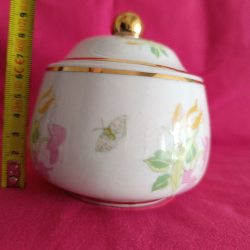 Limoges bonbonnière from French porcelain like new