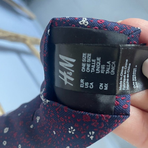 H&M tie new, never used