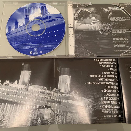 Titanic Soundtrack CD Album like new, 1997