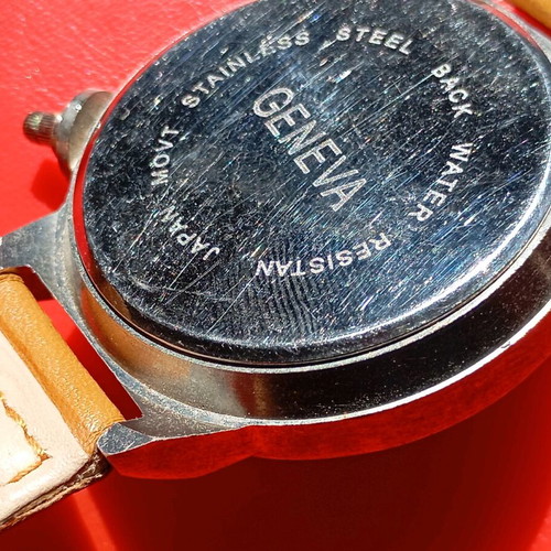 Geneva wristwatch battery powered used, large size