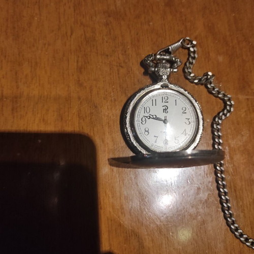 Vintage mechanical pocket watch with 17 jewels, silver