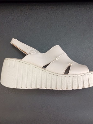Platform sandals new, genuine leather inside and out, comfortable
