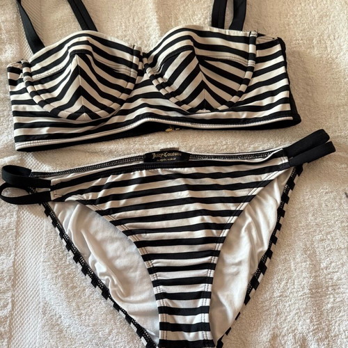 Juicy Couture swimsuit like new, navy style, size L