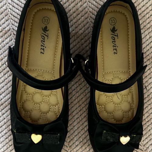 Twitty ballerinas used black size 33 for girls