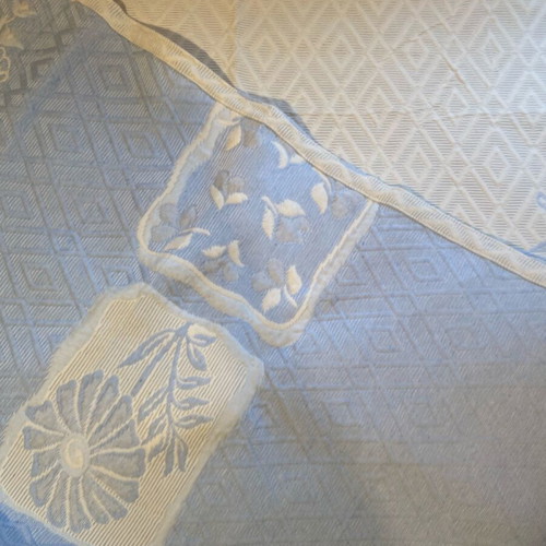 Valentini Bianco bed cover like new 258 x 215 cm