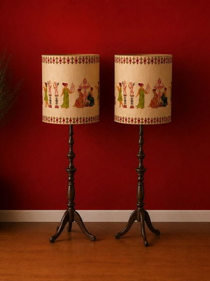 Set of two floor lamps like new, solid wood