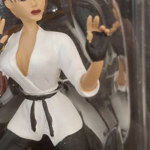 Lara Croft Tomb Raider La Dague de Xian 2005 figure new
