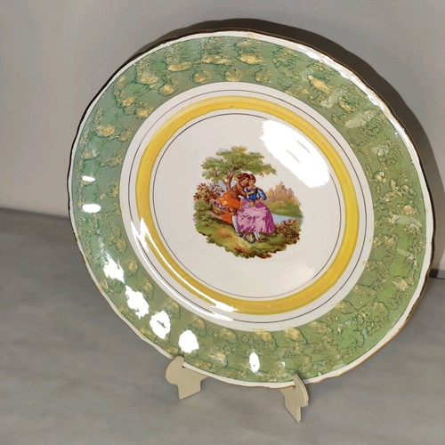 Porcelain decorative plate used with vintage style by Keramikos