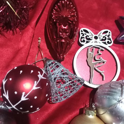 Christmas tree ornaments used, set of 25 pieces
