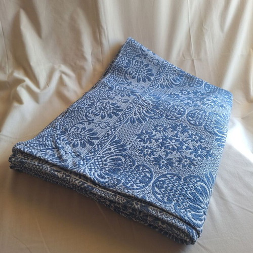 Vintage woven cotton bedspread blue white 203x148