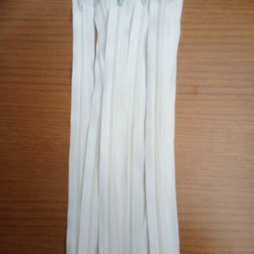 White zippers new, pack of 12 pieces 30cm