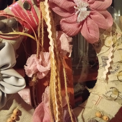 Handmade decorative wreath, like new