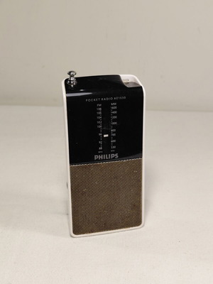 Philips AE1530 portable radio used, pocket size
