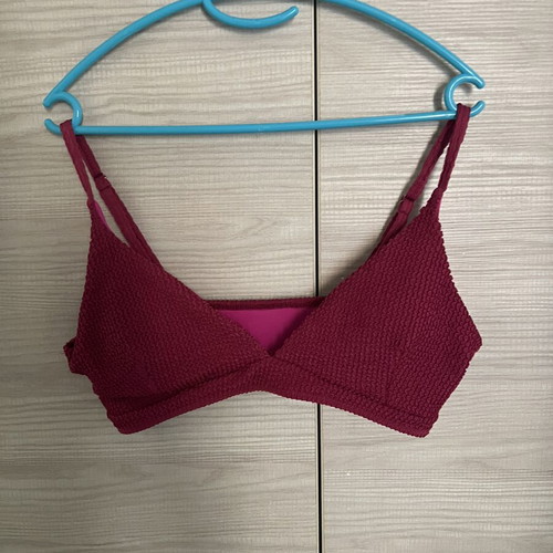 Swimsuit new, burgundy color with cups and adjustable straps, size L