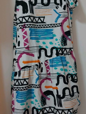 Karavan skirt like new, multicolor, size medium