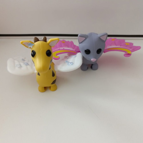 McDonald’s Happy Meal Adopt Me! flying pets set of 2