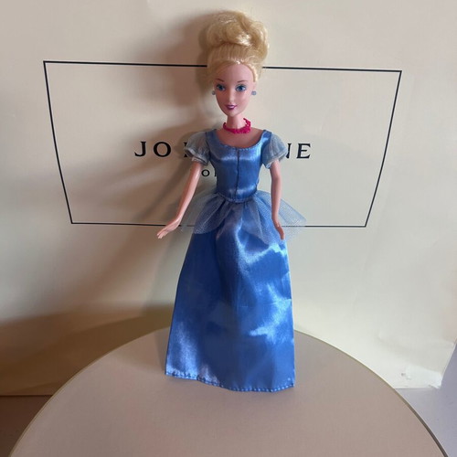 Barbie Disney Princess Cinderella Collectible Doll by Mattel