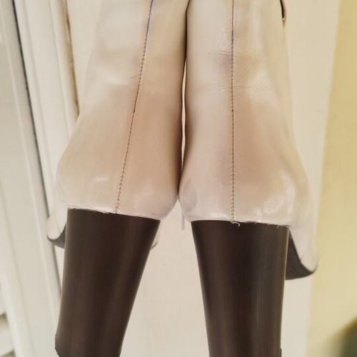 White ankle boots used, 9cm heel, size 39