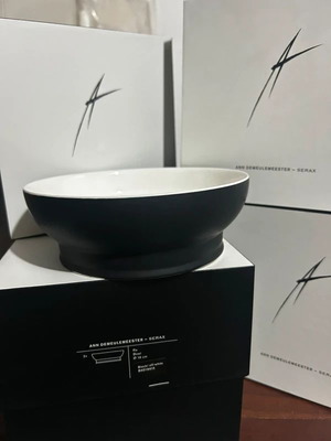 Ra Bowl Set of 2 by Ann Demeulemeester for Serax, new, luxury box