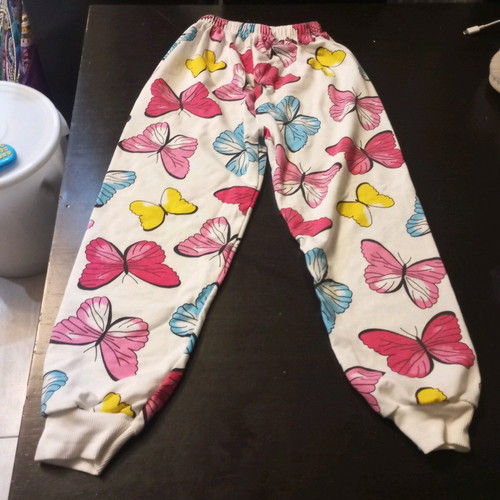 Pajamas with colorful butterflies for girls 11 years like new