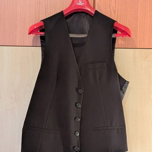 Leonardo Uomo Suit 3-piece set black like new, size 48
