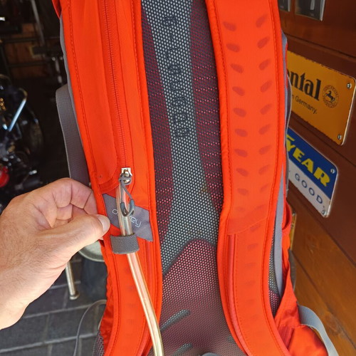 Osprey Syncro 14 Liter Backpack like new