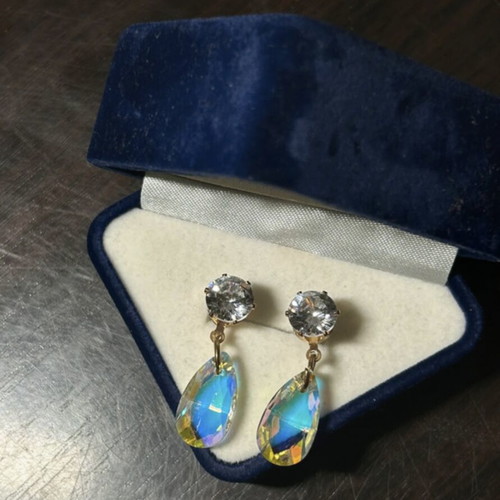 Drop earrings like new, less than 3 cm length