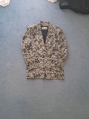 Daphnea Paris women's coat like new, black and white, size M