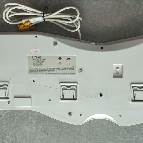Liteon SK-6000 combo Din5 keyboard and serial mouse, German layout