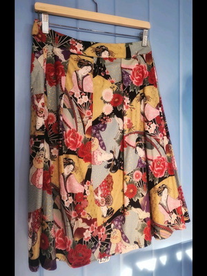 Handmade midi skirt with geishas Moixa London new, multicolor