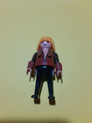 Playmobil medieval figure like new with fur collar and cuffs