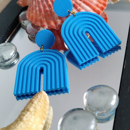 Blue hanging earrings new, stud type