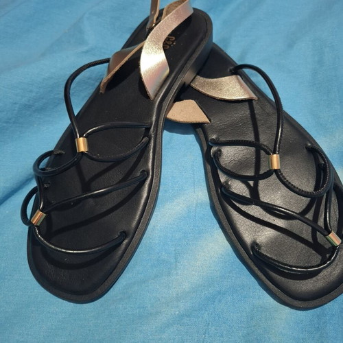 Leather sandals C&C Fashionstreet new, black and gold, size 41