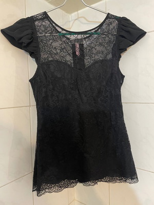 Lipsy London Black Lace Goth Top Like New Size 38 (S)