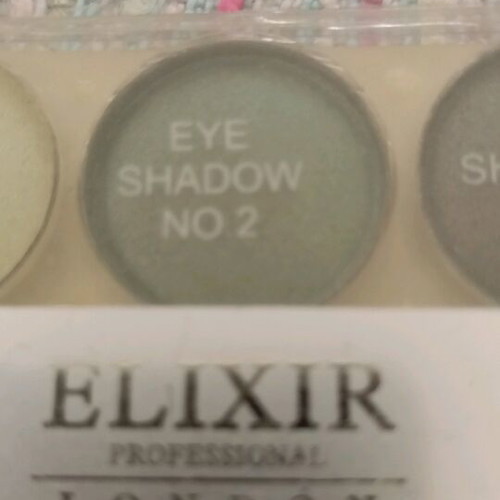 Elixir triple eyeshadow new, shiny green shades