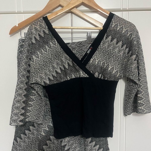 Women's set skirt and blouse used, black with silver thread, size S