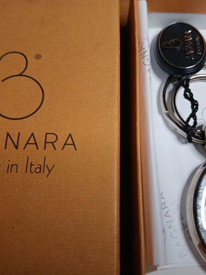 Bagnara Ford keychain new, gold color