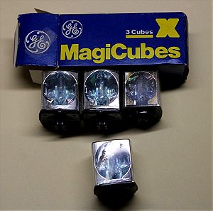 Πωλούνται MagiCubes  φλας για φωτογραφική μηχανή. Τιμή 10 €